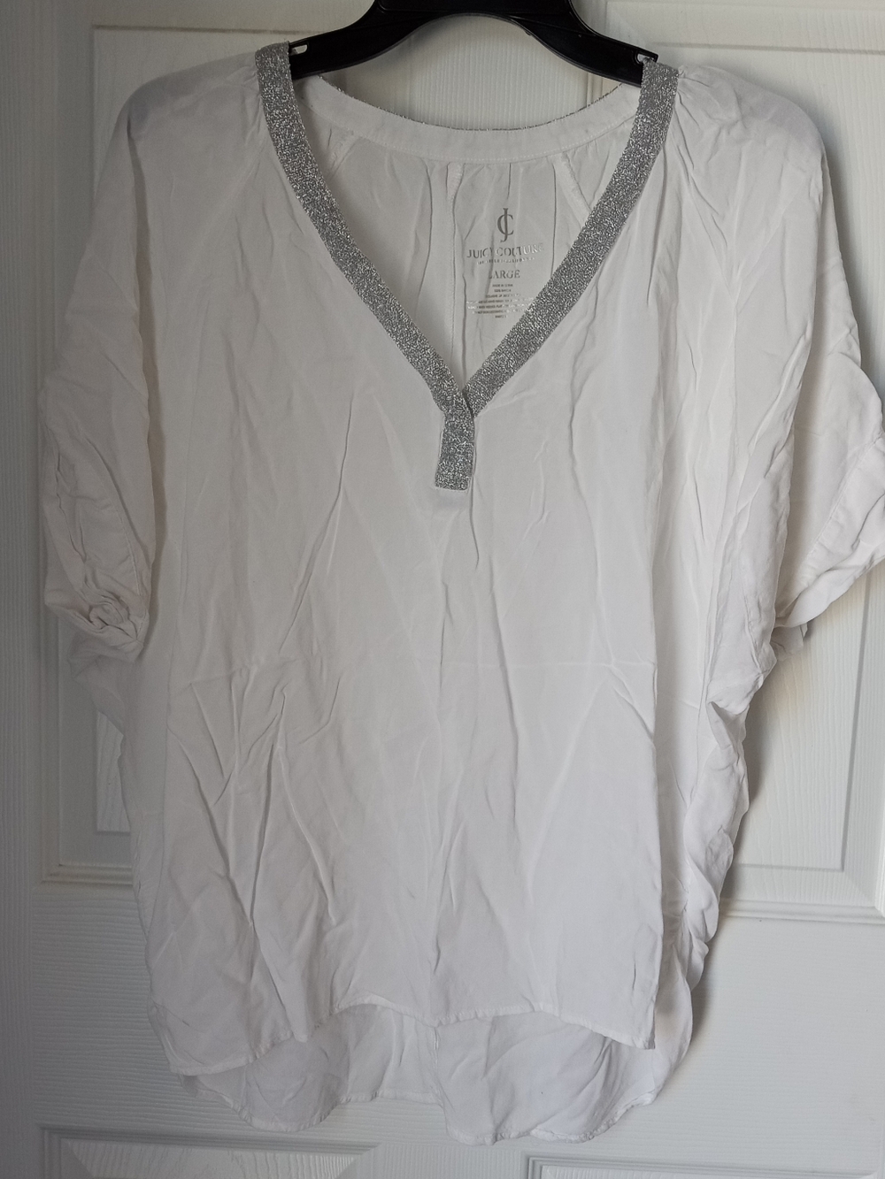 Juicy Couture White V-Neck Short Sleeve Top with Silver Trim